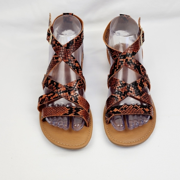 New Directions Greeway Snake Print  Strappy Sandals - Picture 4 of 9